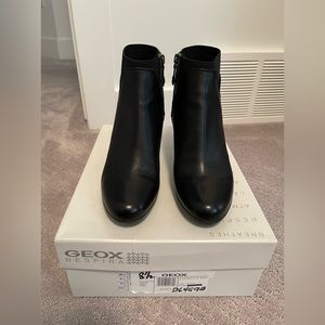 New Geox B inspiration D Nappa ankle boot in black